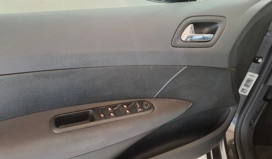 Peugeot 308 1.6 ACTIVE Hatchback 2016