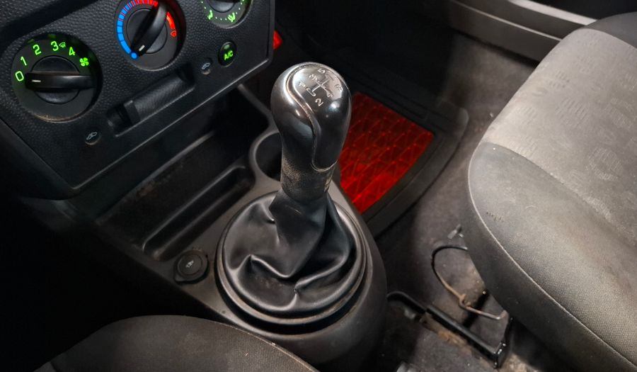 Ford Fiesta 1.6 AMBIENTE Hatchback 2011