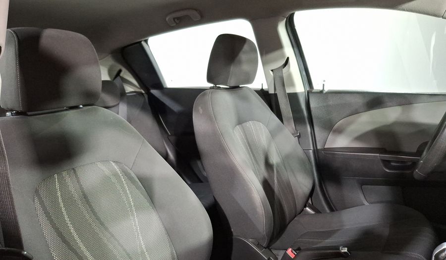 Chevrolet Sonic 1.6 AT K LT Hatchback 2017