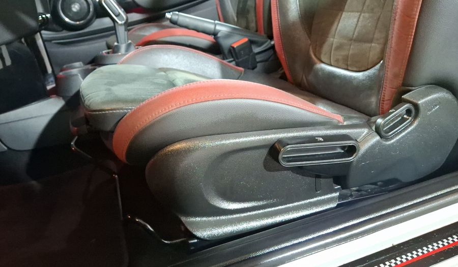 Mini John Cooper Works 2.0 JOHN COOPER WORKS HOT CHILI AUTO Hatchback 2019