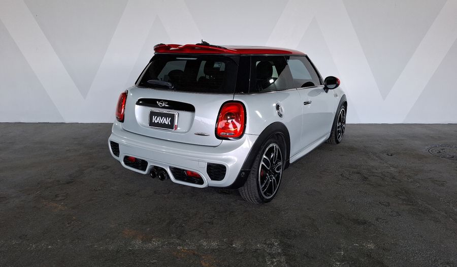 Mini John Cooper Works 2.0 JOHN COOPER WORKS HOT CHILI AT Hatchback 2017