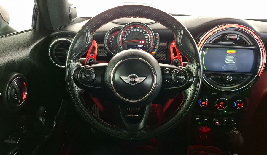 Mini John Cooper Works 2.0 JOHN COOPER WORKS HOT CHILI AT Hatchback 2017