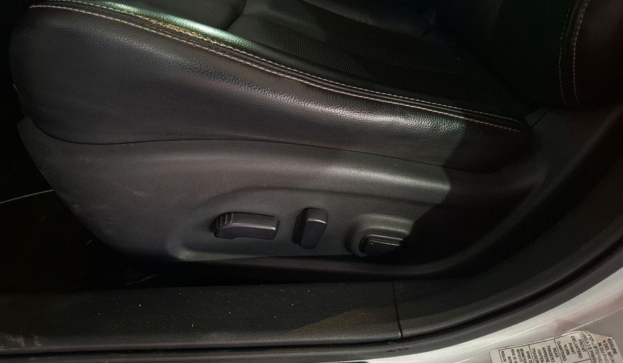 Nissan Altima 2.5 ADVANCE NAVI CVT Sedan 2017