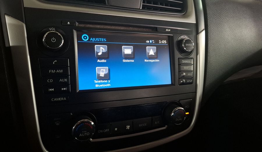 Nissan Altima 2.5 ADVANCE NAVI CVT Sedan 2017