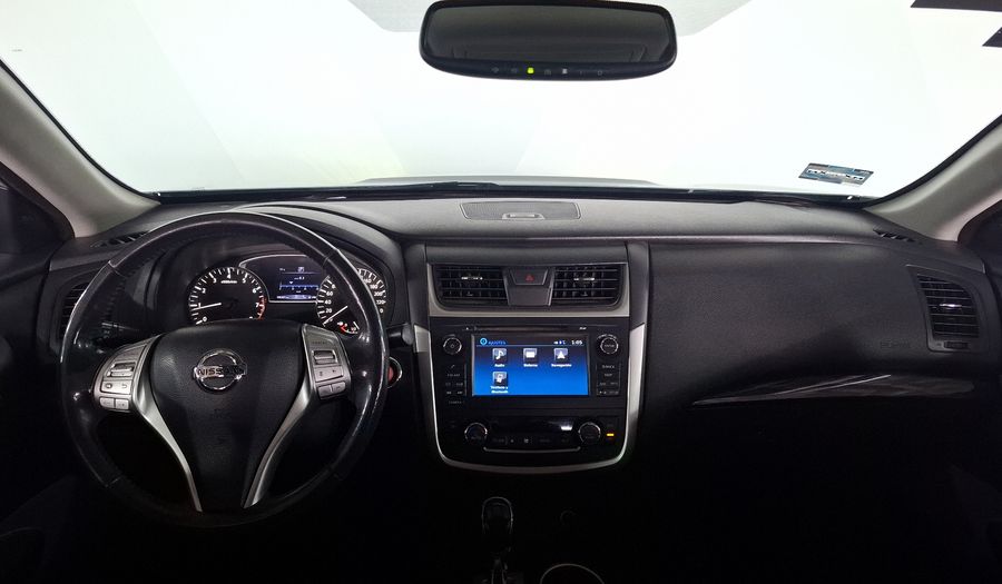 Nissan Altima 2.5 ADVANCE NAVI CVT Sedan 2017