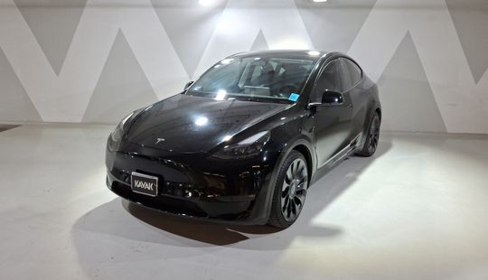 Tesla • Model Y