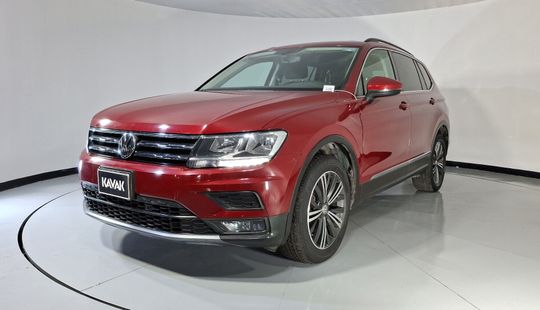 Volkswagen • Tiguan