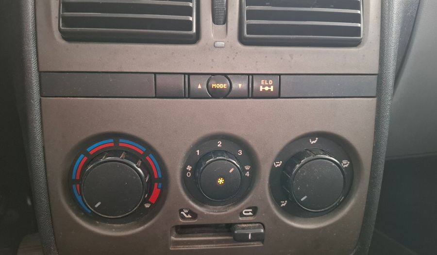 Fiat Idea 1.6 ADVENTURE 16V Minivan 2011