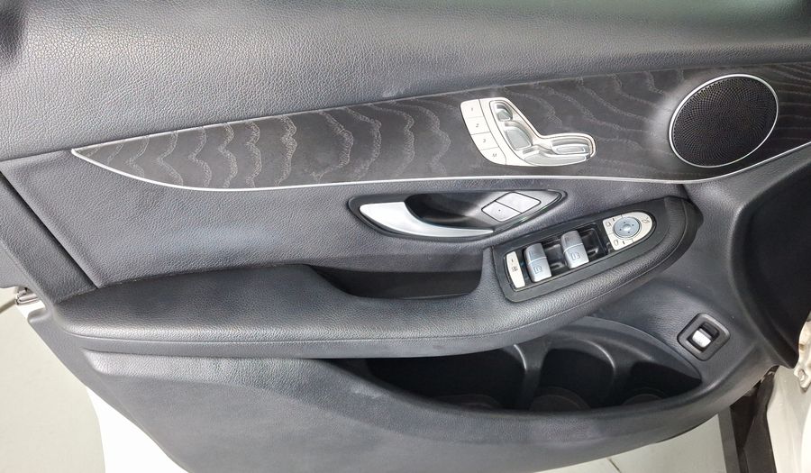 Mercedes Benz Clase Glc 2.0 GLC 300 OFF-ROAD AUTO 4WD Suv 2019