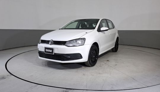 Volkswagen • Polo