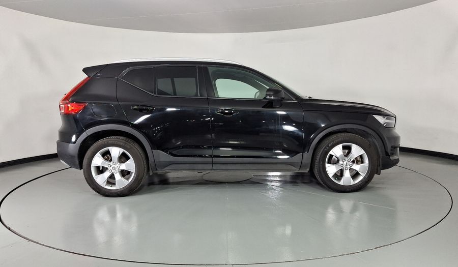 Volvo Xc40 2.0 MOMENTUM T5 AUTO 4WD Suv 2019