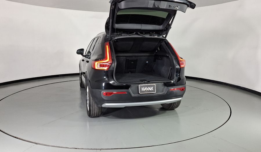 Volvo Xc40 2.0 MOMENTUM T5 AUTO 4WD Suv 2019