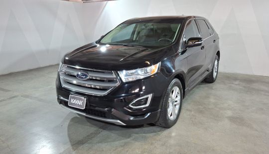 Ford • Edge