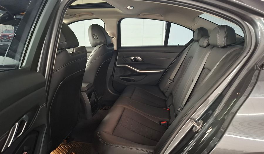 Bmw Serie 3 2.0 320I SPORT LINE Sedan 2022