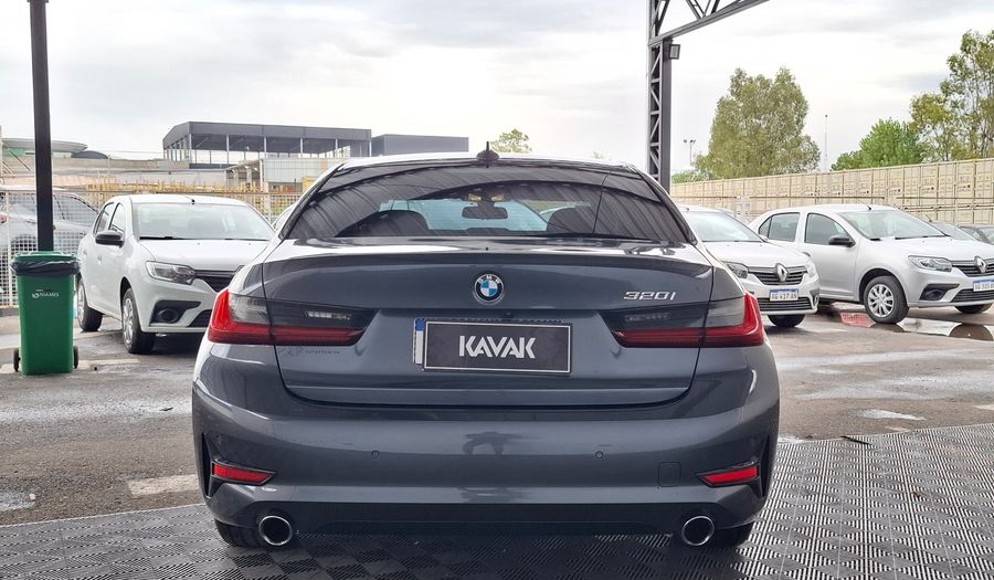 Bmw Serie 3 2.0 320I SPORT LINE Sedan 2022