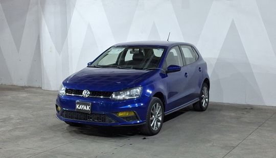 Volkswagen • Polo