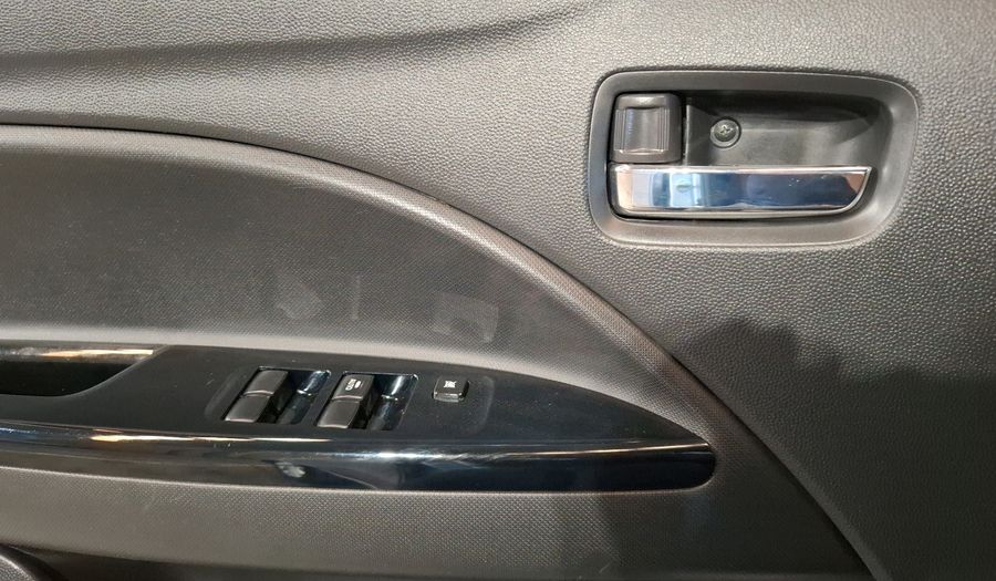 Dodge Attitude 1.2 SXT MT Sedan 2017