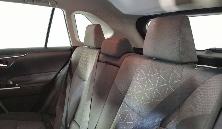 Toyota Rav4 2.5 XLE AUTO Suv 2021