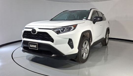 Toyota • RAV4