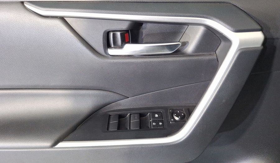 Toyota Rav4 2.5 XLE AUTO Suv 2021