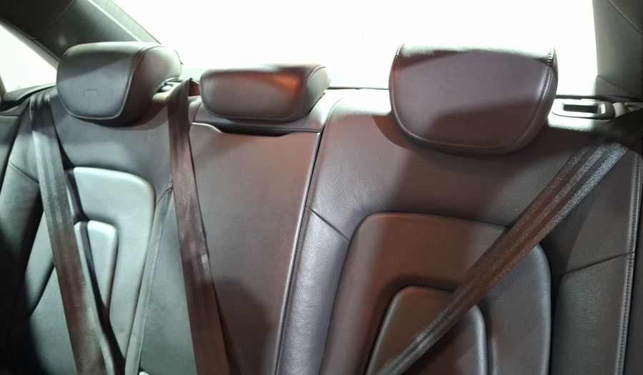 Audi A4 2.0 TFSI TRENDY PLUS MULTITRONIC Sedan 2013