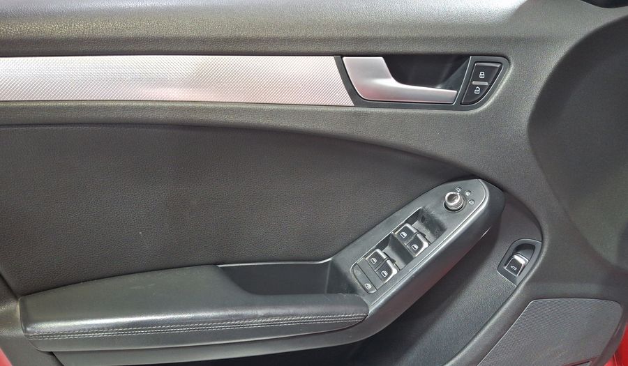 Audi A4 2.0 TFSI TRENDY PLUS MULTITRONIC Sedan 2013