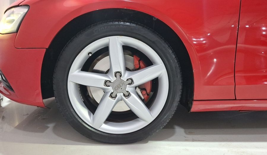 Audi A4 2.0 TFSI TRENDY PLUS MULTITRONIC Sedan 2013