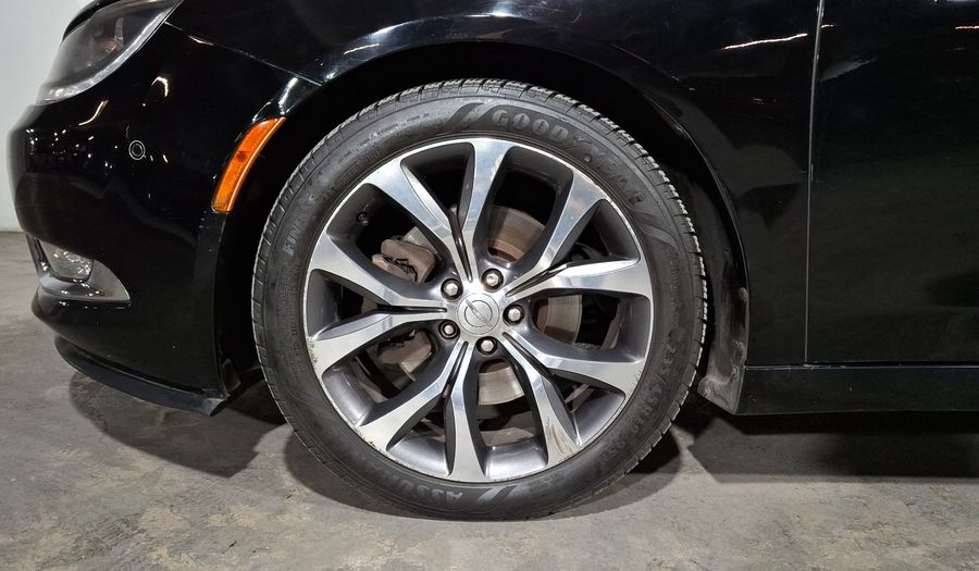 Chrysler 200 3.6 C ADVANCE Sedan 2015
