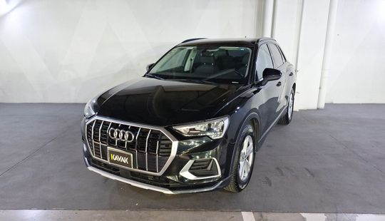 Audi • Q3