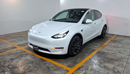 Tesla • Model Y