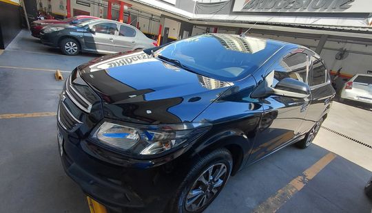 Chevrolet • Onix