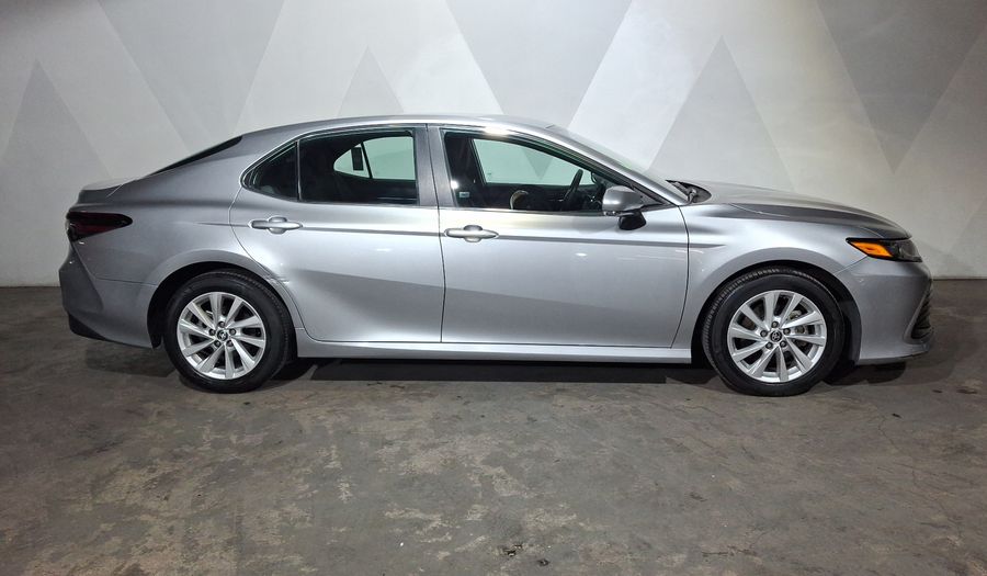 Toyota Camry 2.5 LE AUTO Sedan 2023