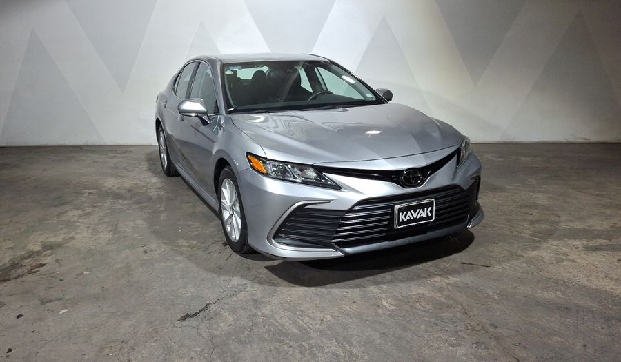 Toyota Camry 2.5 LE AUTO Sedan 2023