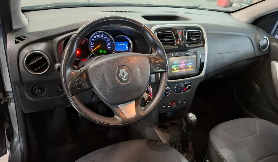 Renault Sandero 1.6 PRIVILEGE PH2 Hatchback 2016