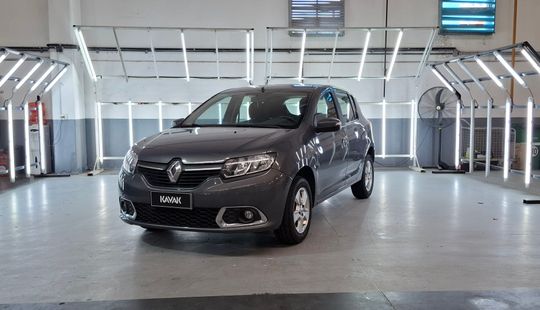 Renault • Sandero