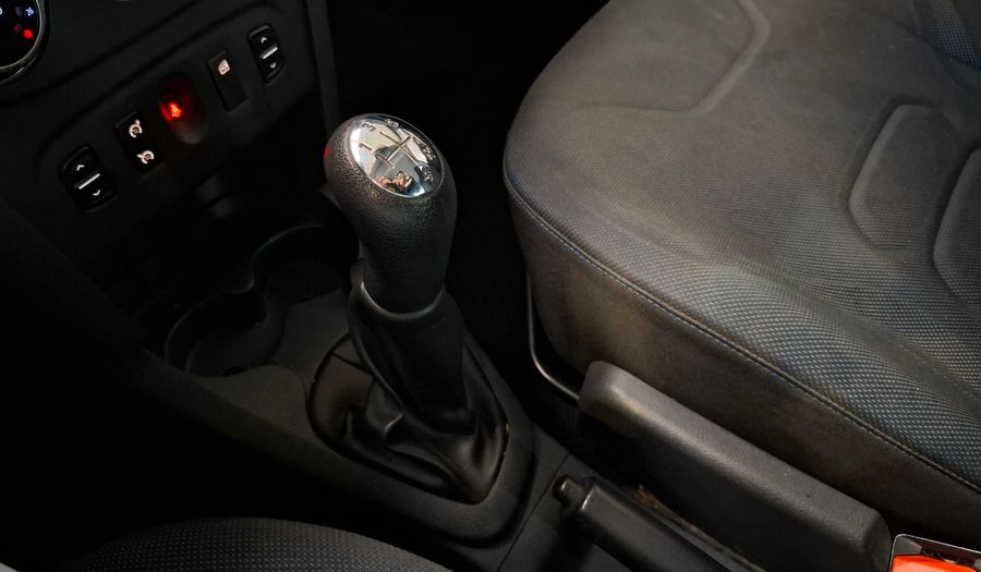 Renault Sandero 1.6 PRIVILEGE PH2 Hatchback 2016