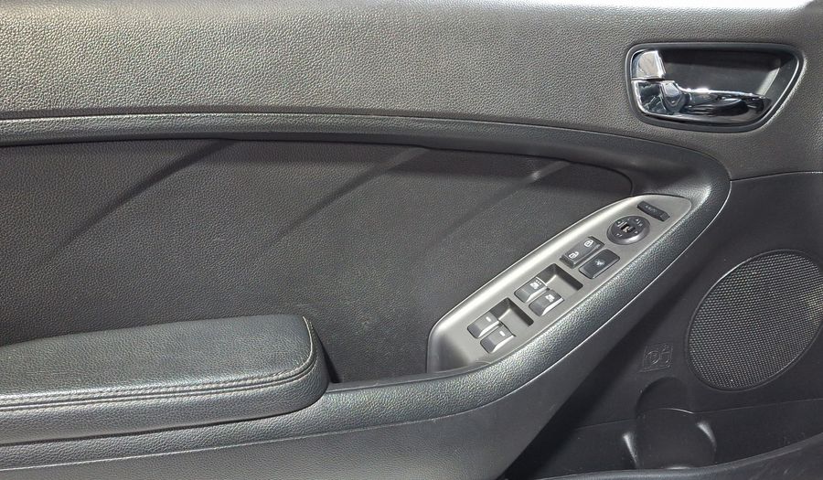 Kia Forte 2.0 SX AT Sedan 2016