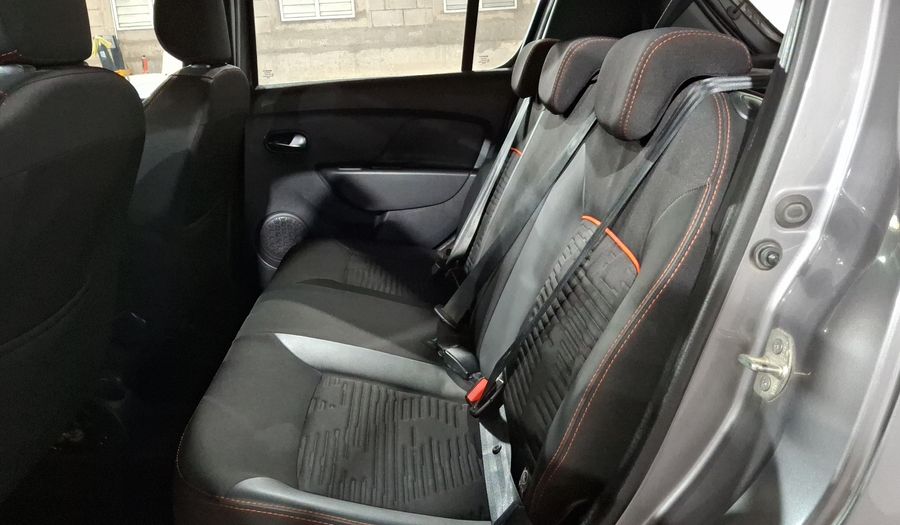 Renault Stepway 1.6 INTENS MT Hatchback 2021