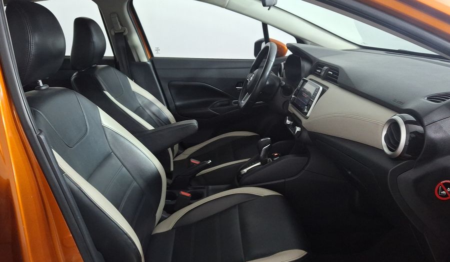 Nissan Versa 1.6 PLATINUM CVT Sedan 2021