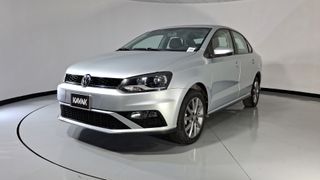 Volkswagen • Vento