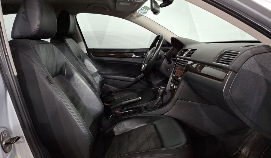 Volkswagen Passat 3.6 DSG Sedan 2015