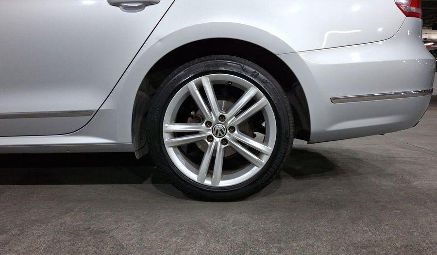 Volkswagen Passat 3.6 DSG Sedan 2015