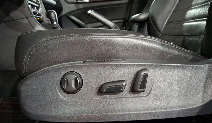 Volkswagen Passat 3.6 DSG Sedan 2015