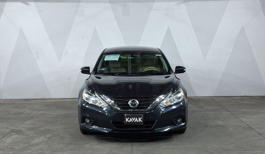 Nissan Altima 2.5 ADVANCE CVT Sedan 2017