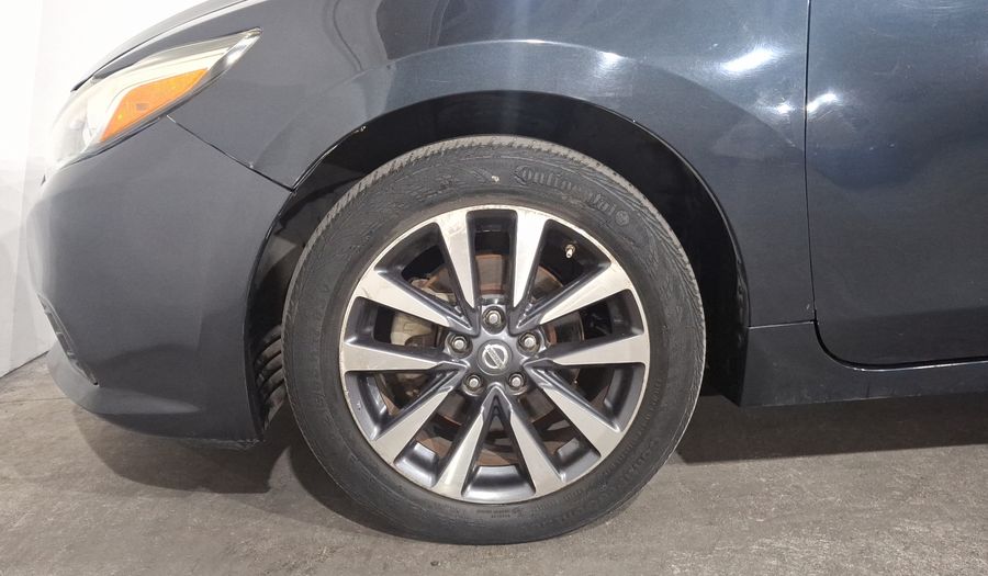 Nissan Altima 2.5 ADVANCE CVT Sedan 2017