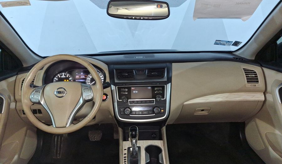 Nissan Altima 2.5 ADVANCE CVT Sedan 2017