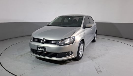 Volkswagen • Vento