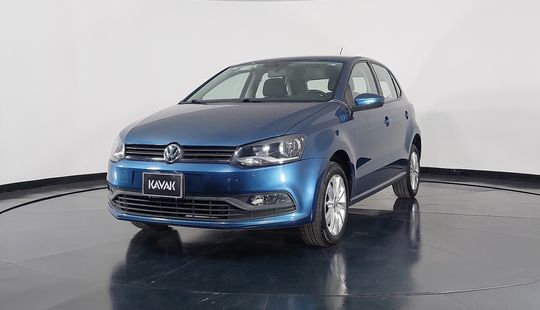 Volkswagen • Polo