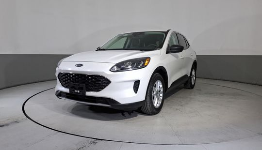 Ford • Escape
