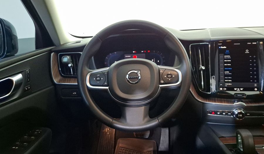 Volvo Xc60 2.0 B5 MHEV PLUS AUTO AWD Suv 2023